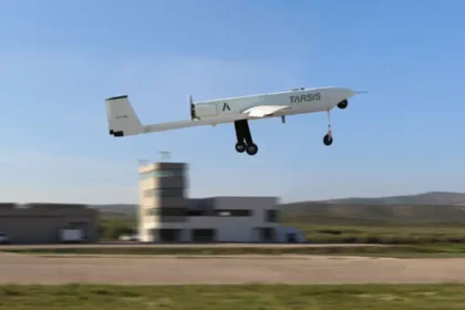 Indra adquirirá la división de drones de Aertec para su nueva línea de armamento Indra adquirirá la división de drones de Aertec para su nueva línea de armamento
