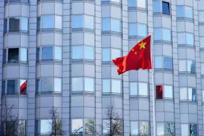 Trump elimina controles de exportación de tecnología para facilitar un acuerdo con China Trump elimina controles de exportación de tecnología para facilitar un acuerdo con China
