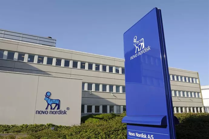 Novo Nordisk cae un 30% tras reducir pronósticos y nombrar a un nuevo CEO Novo Nordisk cae un 30% tras reducir pronósticos y nombrar a un nuevo CEO