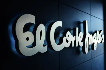 El Corte Inglés se adapta al entorno geopolítico con su estrategia flexible y sólida posición
