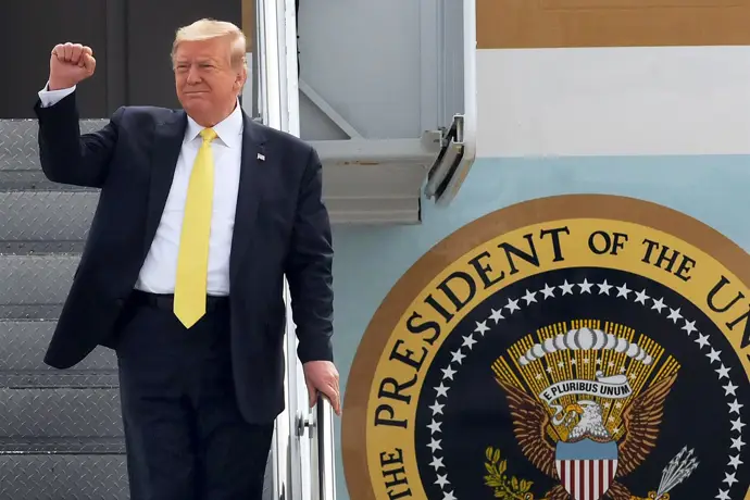 Trump anunciará en una o dos semanas los aranceles para los microchips, que podrían alcanzar el